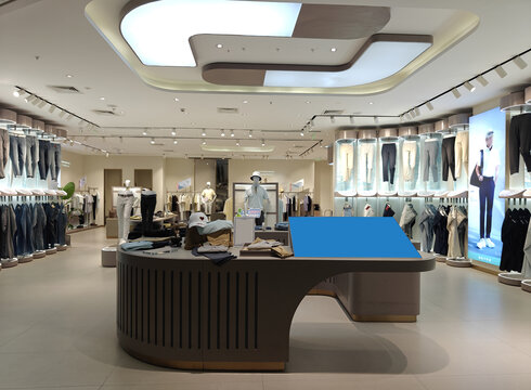 服饰鞋帽零售 从实体到数字，消费升级下的多元生态